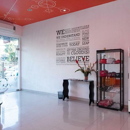 Reddoorz @ Pelita Raya Rappocini Otel Makassar Dış mekan fotoğraf